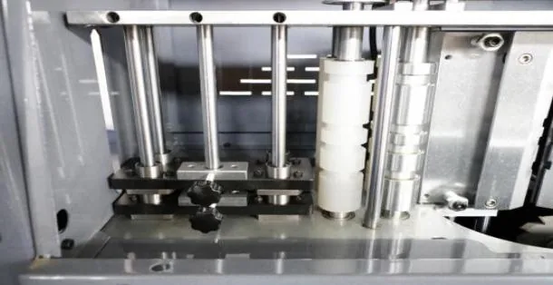 AP130 feed cutting and roller mechanism
