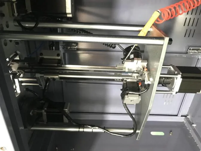 AP130 guide and drive mechanism